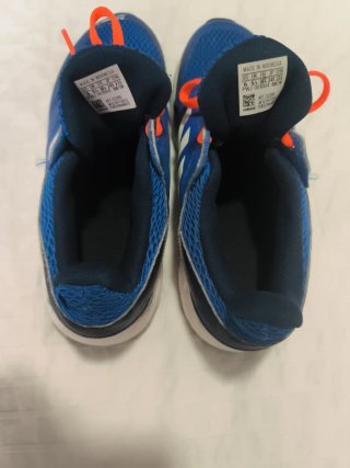 Zapatillas Adidas Azul Talle UK 5.5. como nueva