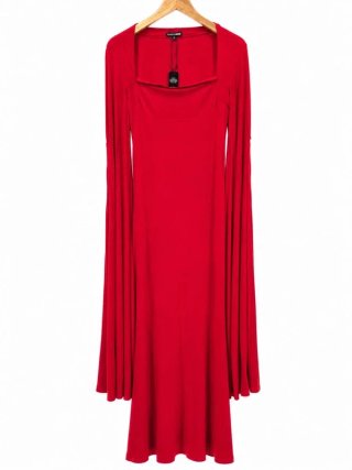 Vestido rojo largo fiesta mangas capa