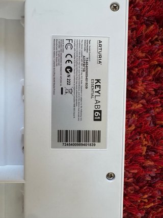 Controlador MIDI Arturia Keylab 61 Essential