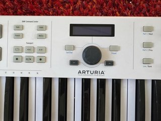 Controlador MIDI Arturia Keylab 61 Essential