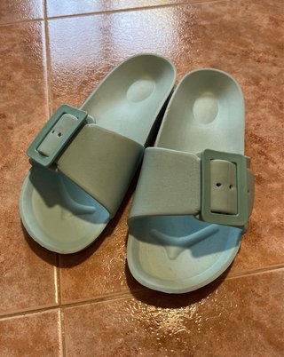 Chanclas / Slides