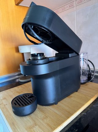 Cafetera Nespresso Vertuo Negra