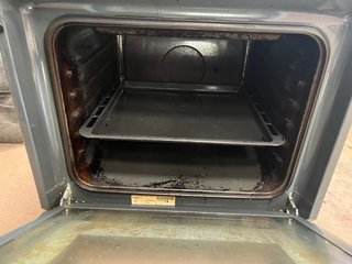 Piano cottura in vetroceramica e forno Aspes