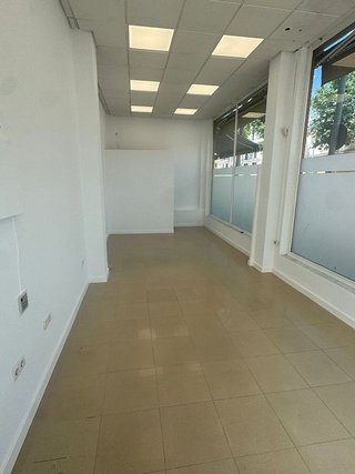 Local comercial en alquiler en Vista Azul - Consolación en Dos Hermanas