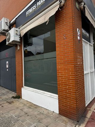 Local comercial en alquiler en Vista Azul - Consolación en Dos Hermanas