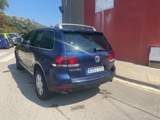 Volkswagen Touareg 3.0 v6. 240cv todo al dia