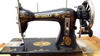 Máquina de coser Gritzner antigua - Metal