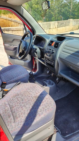 Suzuki Wagon R 2000