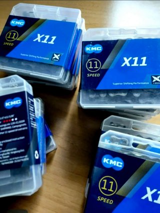 Lote 2 Cadenas Bici KMC 11v Nuevas
