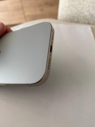 Iphone 16 pro (VENTA EN PERSONA)
