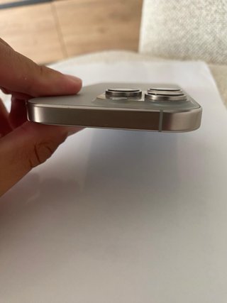 Iphone 16 pro (VENTA EN PERSONA)