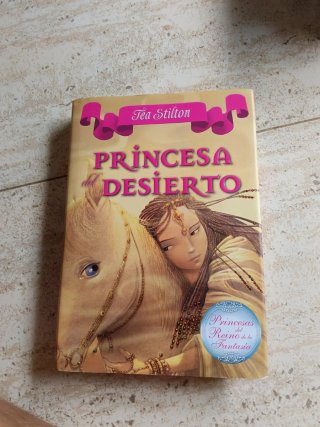 Libro Tea Stilton princesa del desierto.