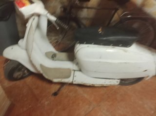 Lambretta 150 restaurada con papeles solo cambio.