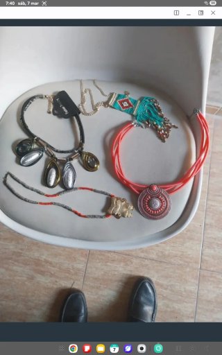 Lote 4 collares bisutería Lotenee