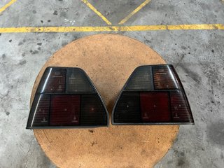 Pilotos Traseros Hella Golf Rallye Mk2 Originales