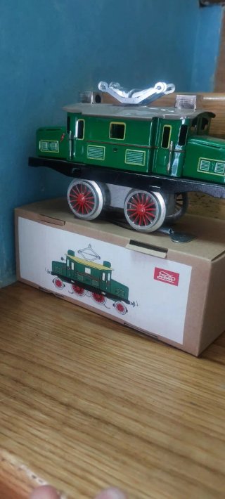 LOCOMOTORA COCODRILO VERDE - PAYÁ 1905 REPRODUCCIÓ