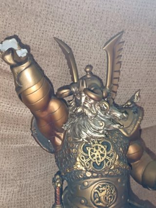 Figura Odín pintura Bronce Marvel