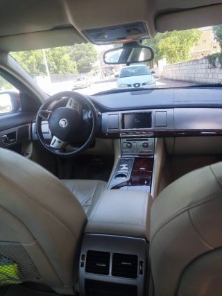 Jaguar XF 2009