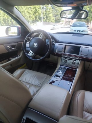 Jaguar XF 2009