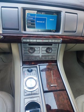 Jaguar XF 2009