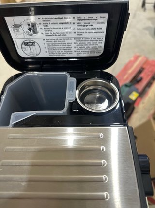 Cafetera DeLonghi Stilosa 1100W Negra