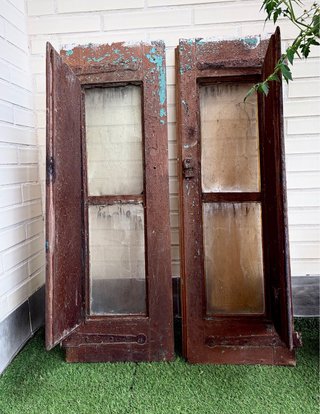 Ventanas antiguas con cuarterón