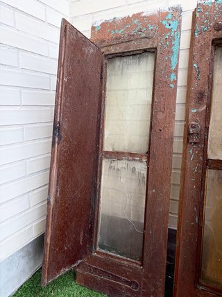 Ventanas antiguas con cuarterón
