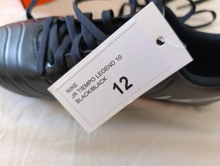 Botas de fútbol Nike nuevas sin usar