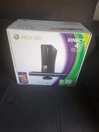 Xbox 360 Kinect 4GB Negro
