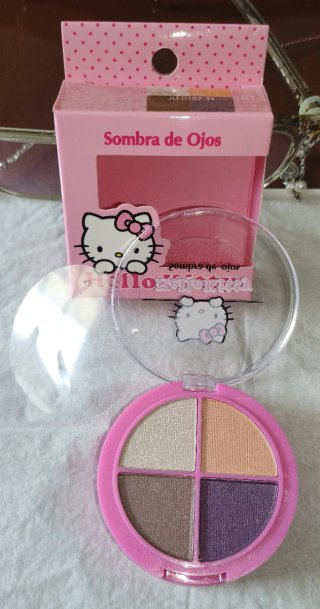 Pack 2 Paletas de Sombras, Hello Kitty y Otra (M)