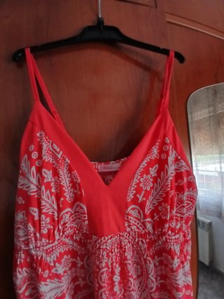 Vestido estampado rojo y blanco