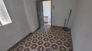 Alquilo amplio trastero en el Centro de Sevilla
