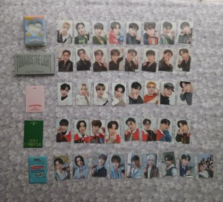 Ateez photocards 1