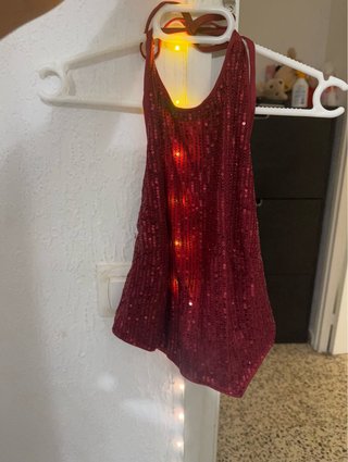 Top lentejuelas rojo del shein ideal para saliir