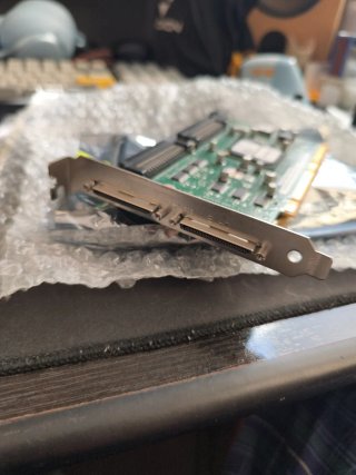 Tarjeta PCI SCSI Adaptec 39320A