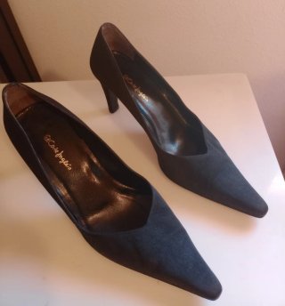 Zapatos de tacón negros