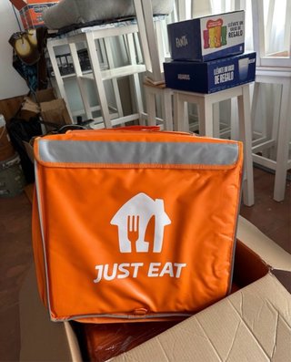 Mochila Just Eat naranja
