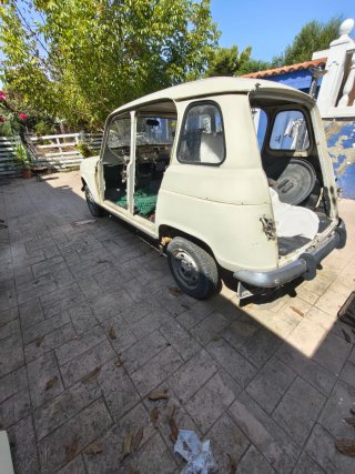Renault 4 E-TECH 1994