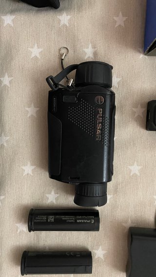 Monocular Térmico Pulsar Axion Key
