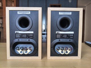 Altavoces Mission m31i Marrones y Grises