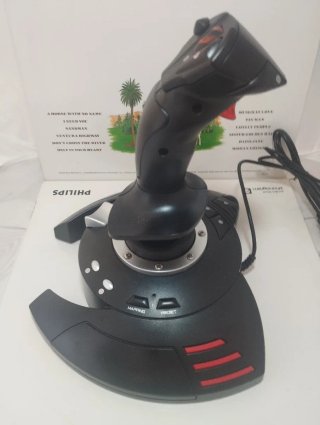 Joystick PC/PS3 Thrustmaster