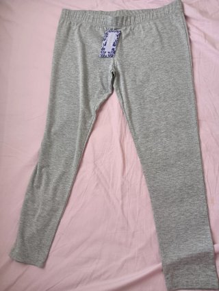 Pantalones grises para mujer