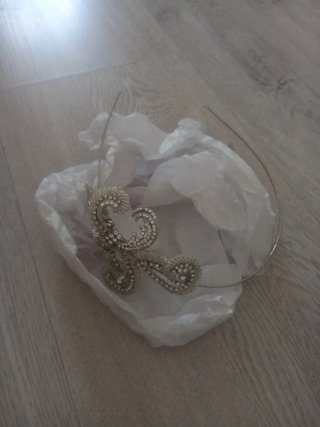 Tiara Novia Plata y Blanco