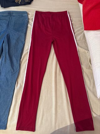 Leggings negros con letras blancas Talla XS x3