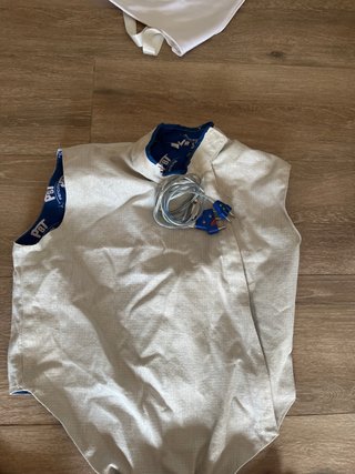 Chaqueta y chaleco eléctrico esgrima + cables