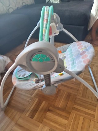 Columpio bebé automático y musical