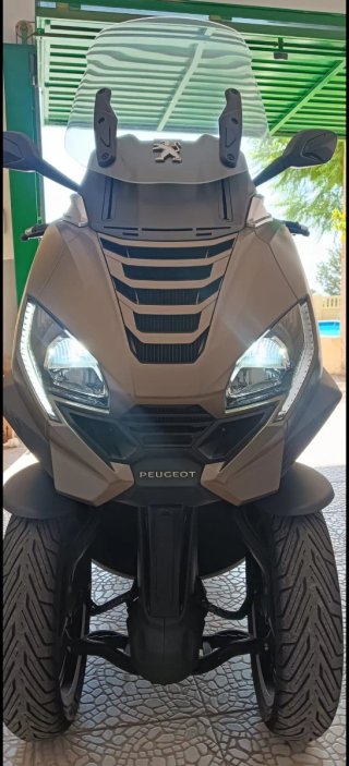 Peugeot Metropolis 400 Gris 2025