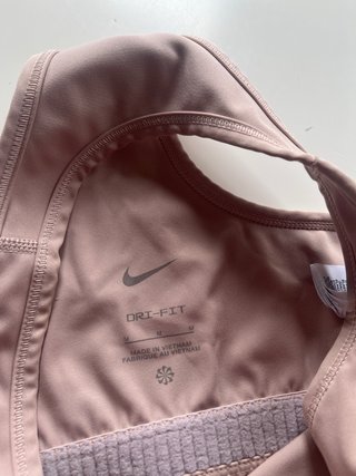 Sujetador deportivo Nike rosa