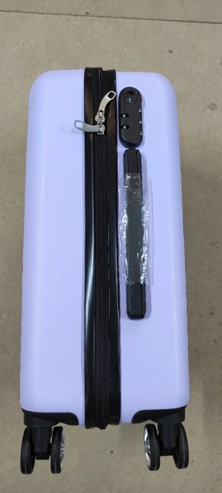 Maleta de viaje morada