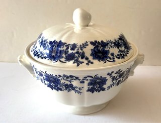 Sopera San Claudio Loza Porcelana Azul y Blanco